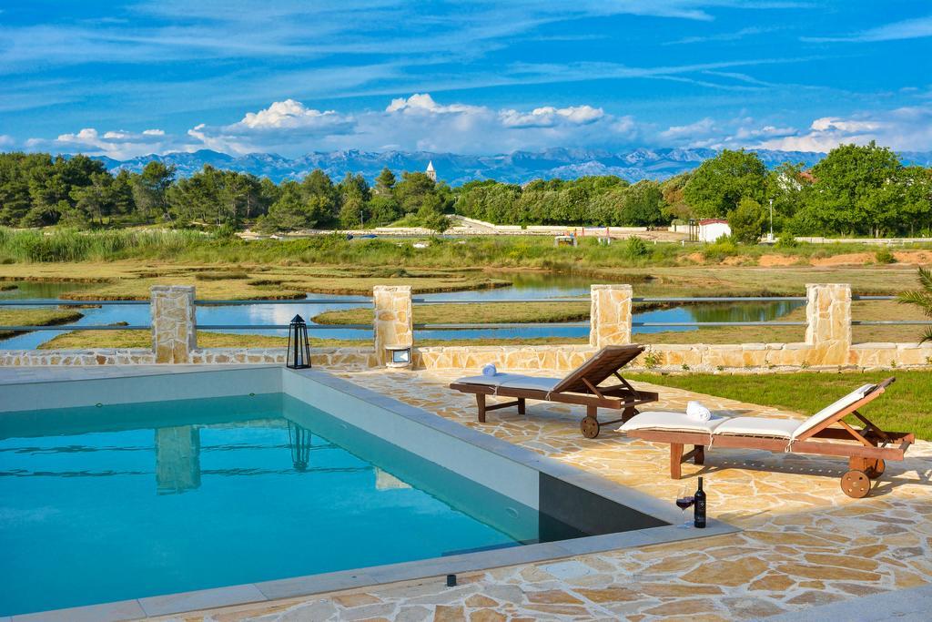 Amazing Villa Ele 扎顿 外观 照片
