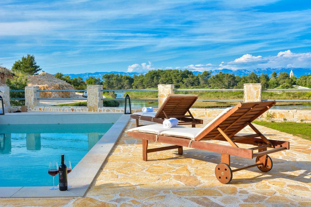 Amazing Villa Ele 扎顿 外观 照片