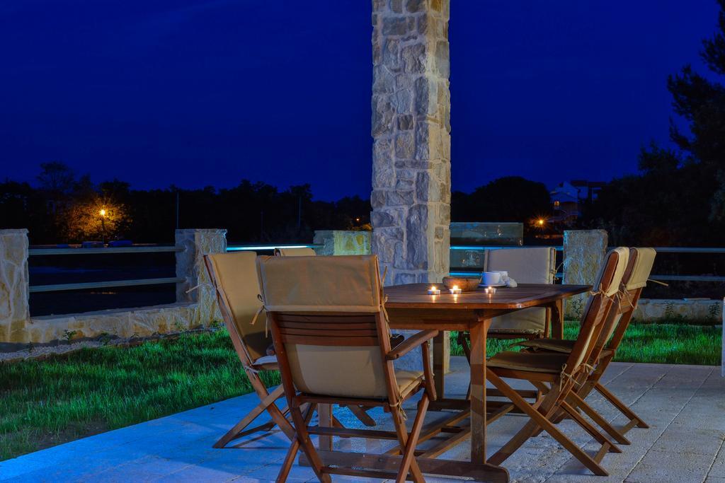Amazing Villa Ele 扎顿 外观 照片