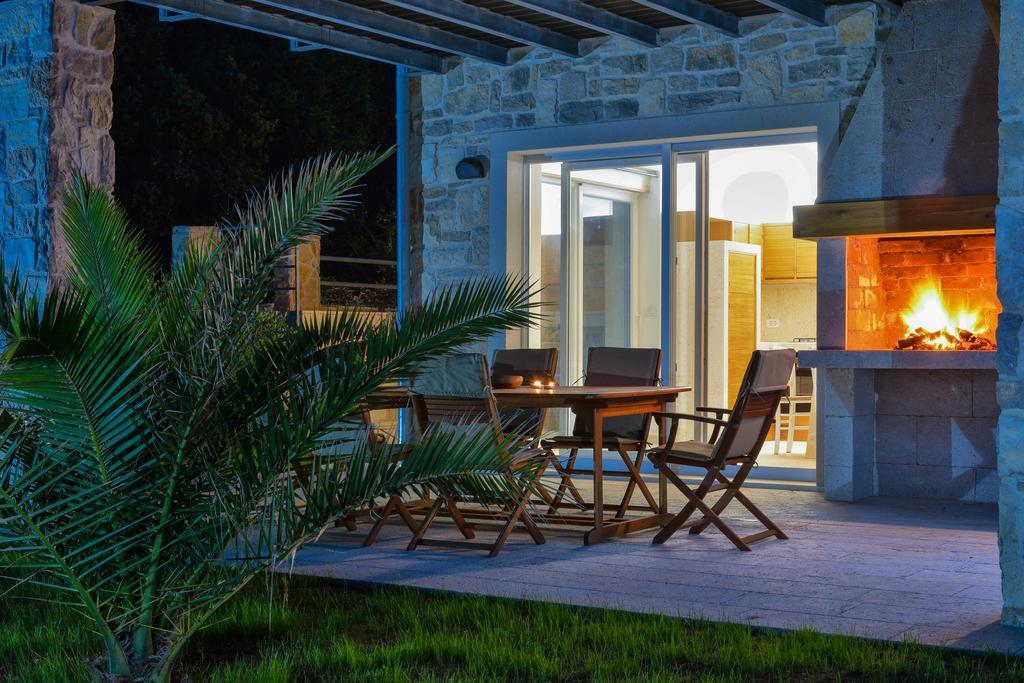 Amazing Villa Ele 扎顿 外观 照片