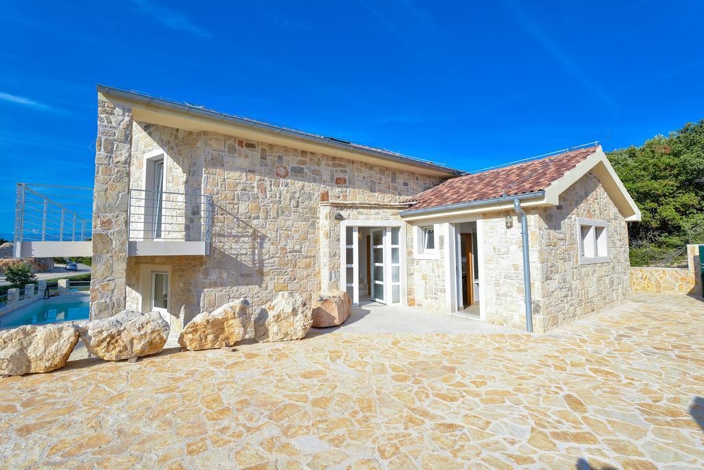 Amazing Villa Ele 扎顿 外观 照片
